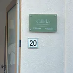 Calida アパート *